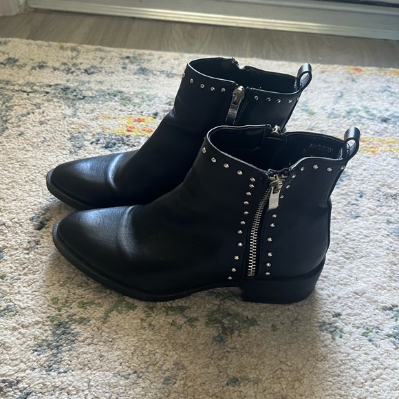 Booties - Picture 5 of 5